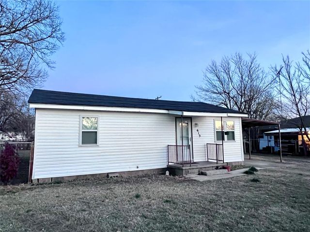 619 N Hyden Street, Stratford, OK 74872