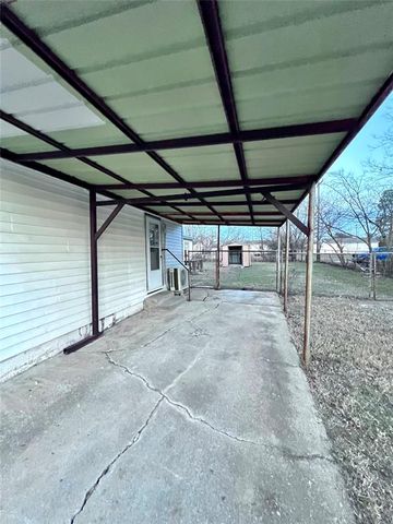 619 N Hyden Street, Stratford, OK 74872