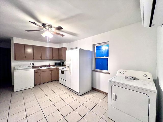 619 N Hyden Street, Stratford, OK 74872