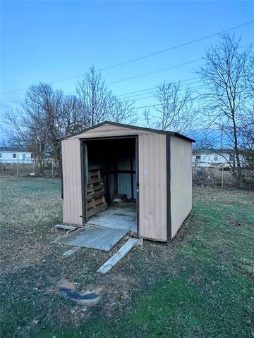 619 N Hyden Street, Stratford, OK 74872