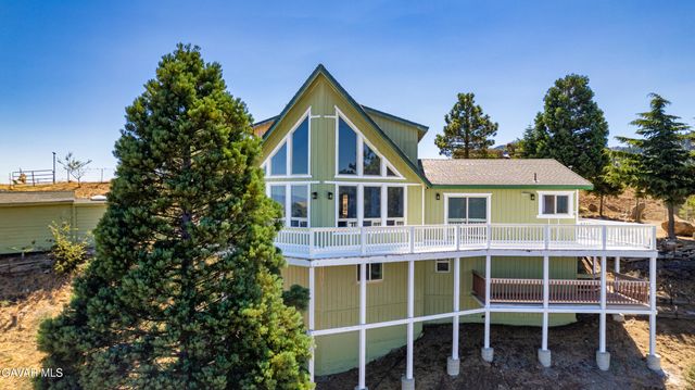 17075 Matterhorn Drive, Tehachapi, CA 93561