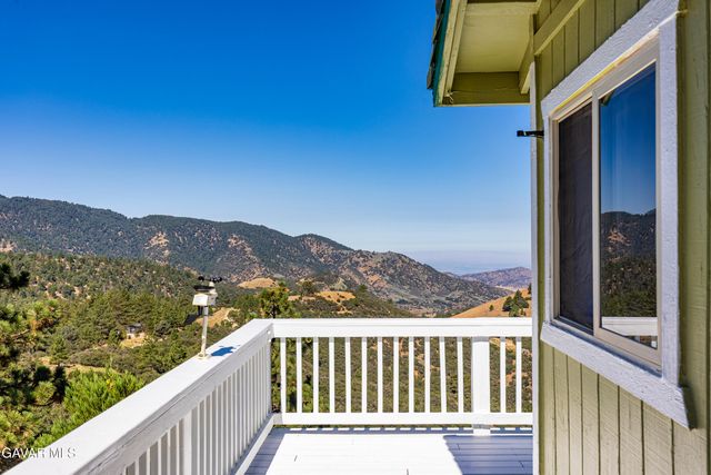 17075 Matterhorn Drive, Tehachapi, CA 93561