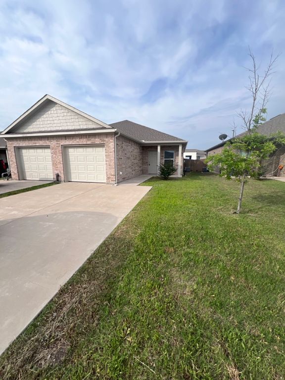 2716 Ginger Court, Sherman, TX 75092