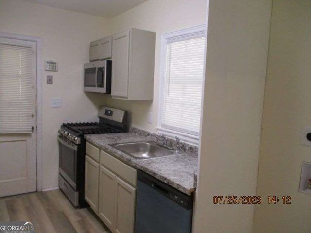 2032 Rector Drive SW, Atlanta, GA 30311