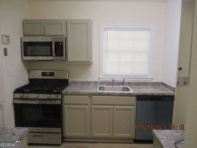 2032 Rector Drive SW, Atlanta, GA 30311