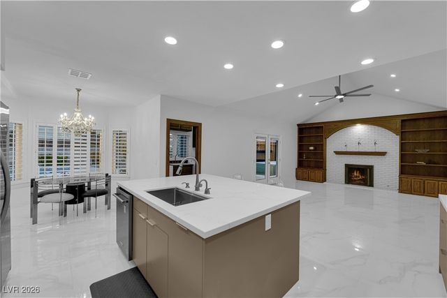 2513 Wimbledon Drive, Las Vegas, NV 89107