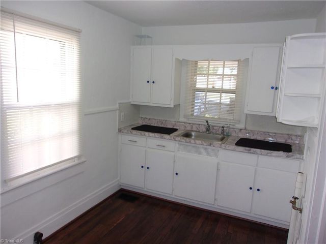 216 Model Farm Road, High Point, NC 27262