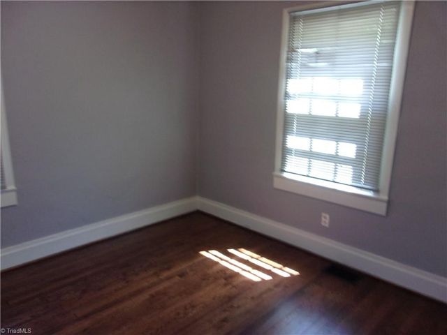 216 Model Farm Road, High Point, NC 27262