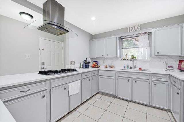 3818 Saint William Lane, Houston, TX 77084