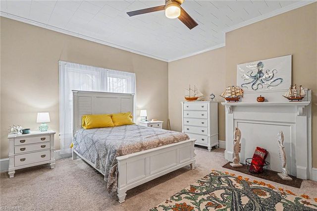 403 W Center Street, Lexington, NC 27292