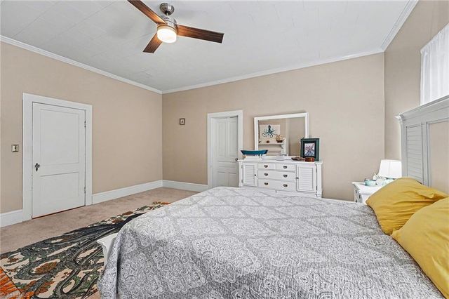 403 W Center Street, Lexington, NC 27292