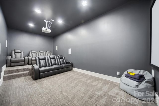 2322 Moss Farm Road, Hickory, NC 28602