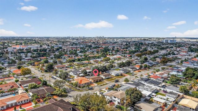 1010 W 33rd Pl, Hialeah, FL 33012