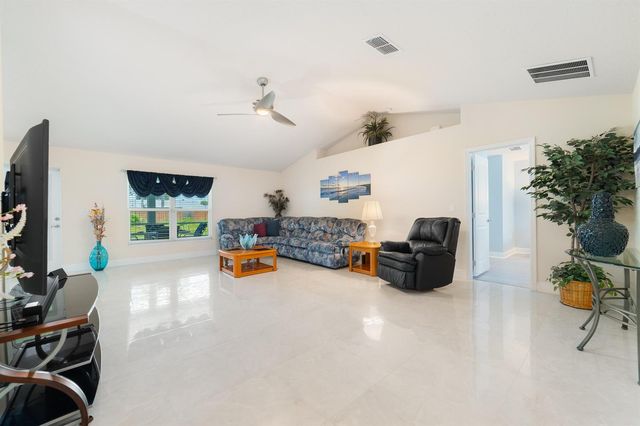 2601 SE Caladium Avenue, Port St. Lucie, FL 34952
