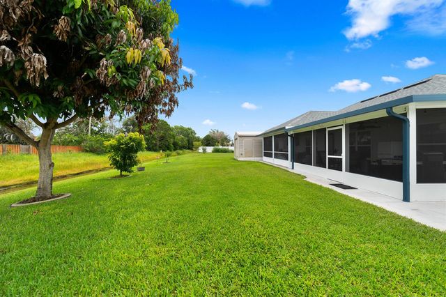 2601 SE Caladium Avenue, Port St. Lucie, FL 34952