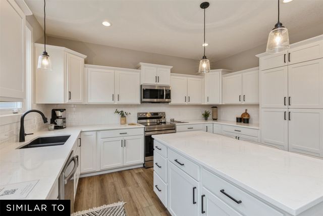 2509 NW Cedarwood Court, Ankeny, IA 50023