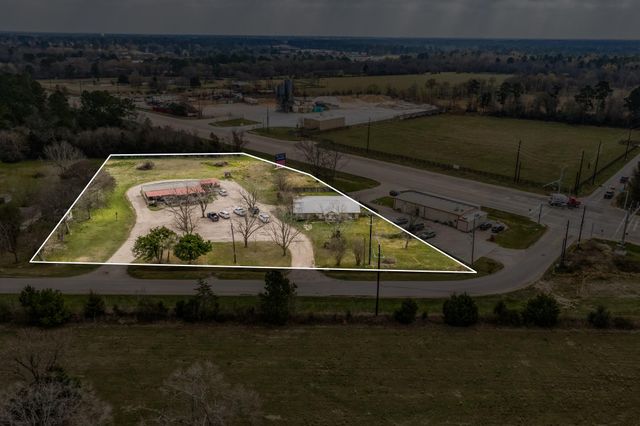 31608 Old Hempstead Road, Magnolia, TX 77355