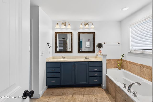 7676 Celebration Way, Crestwood, KY 40014