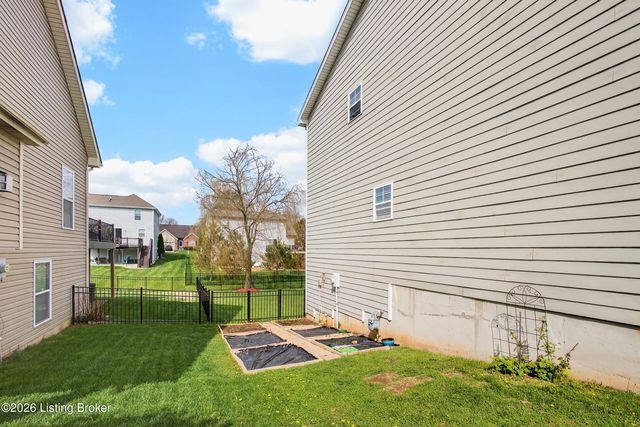 7676 Celebration Way, Crestwood, KY 40014