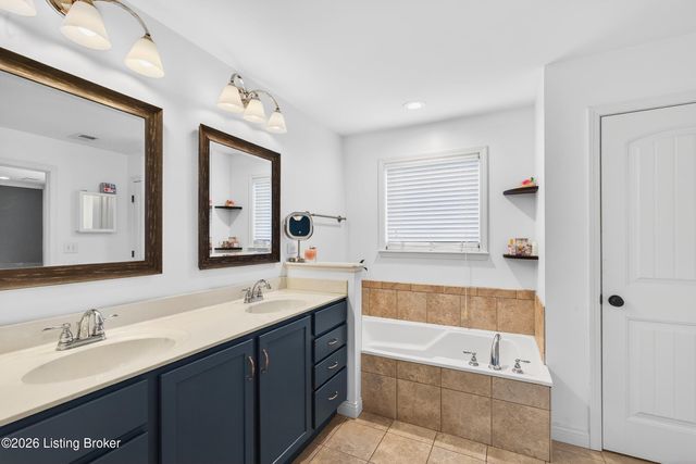 7676 Celebration Way, Crestwood, KY 40014