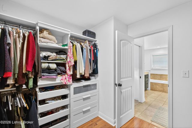 7676 Celebration Way, Crestwood, KY 40014