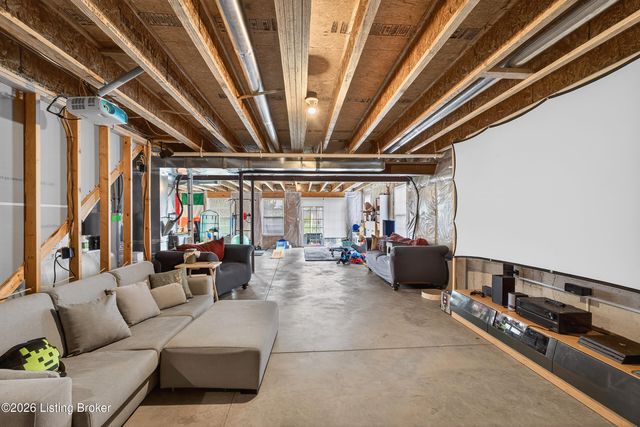 7676 Celebration Way, Crestwood, KY 40014