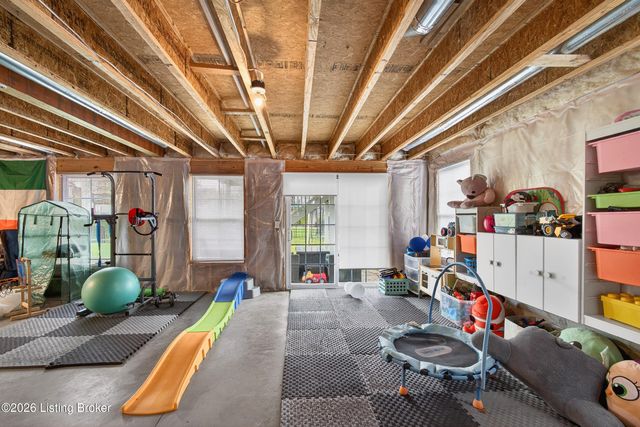 7676 Celebration Way, Crestwood, KY 40014