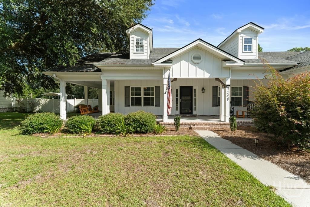 Image 29 of property listing at 221 Zittrouer Road, Guyton, GA 31312
