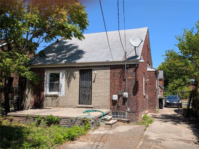 5575 BUCKINGHAM Avenue, Detroit, MI 48224