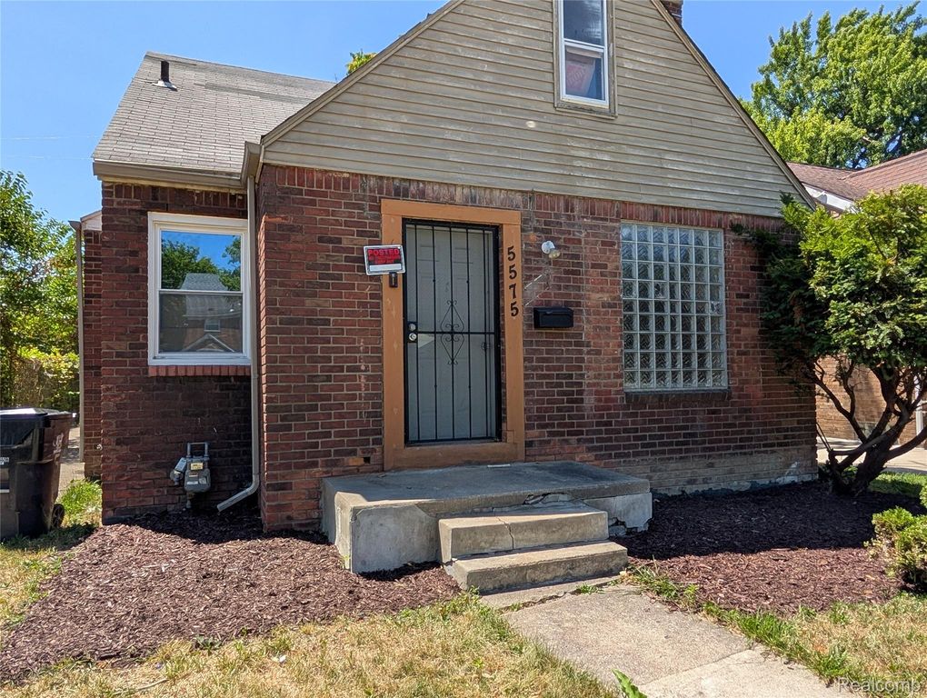 5575 BUCKINGHAM Avenue, Detroit, MI 48224