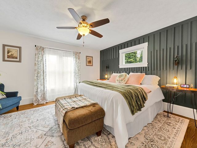 132 South Franklin Street, Chagrin Falls, OH 44022