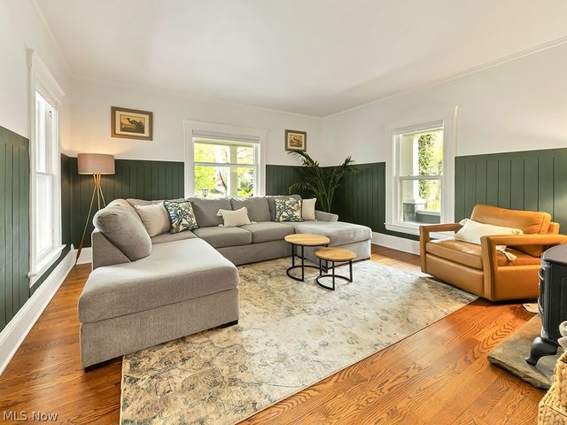 132 South Franklin Street, Chagrin Falls, OH 44022