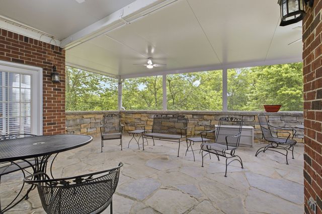 2205 Dominick Dr, Nolensville, TN 37135