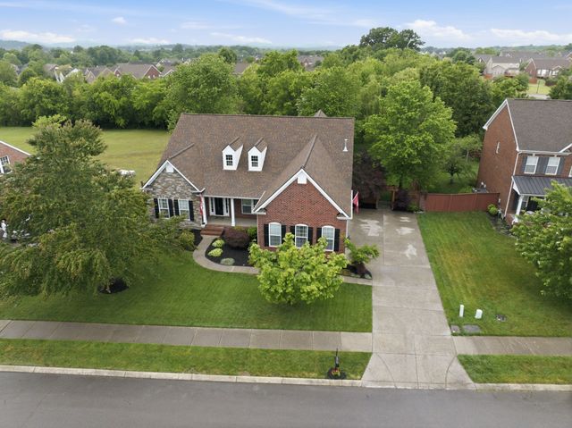 2205 Dominick Dr, Nolensville, TN 37135