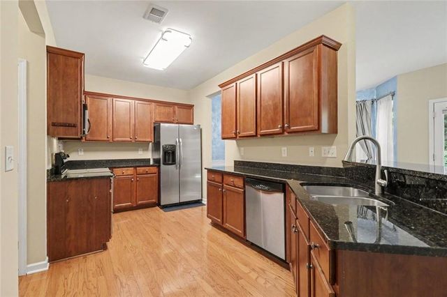 240 Parc View Lane, Woodstock, GA 30188