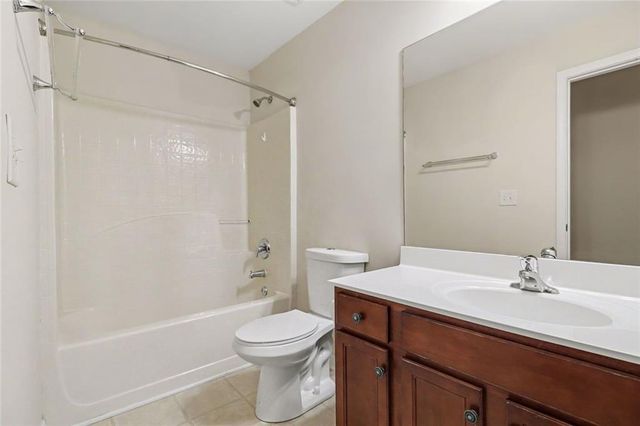 240 Parc View Lane, Woodstock, GA 30188