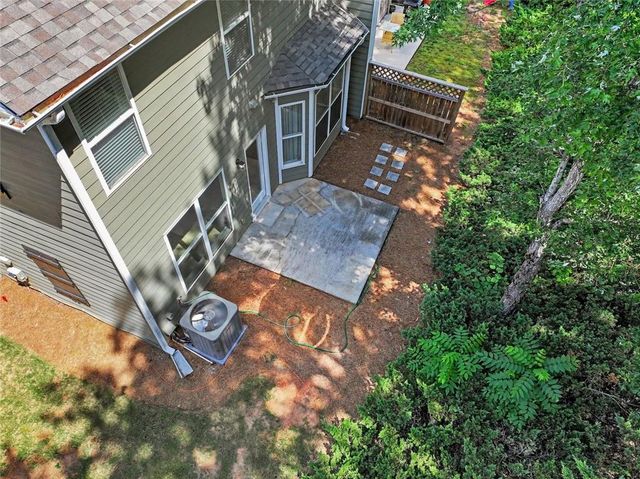 240 Parc View Lane, Woodstock, GA 30188