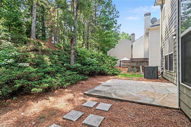 240 Parc View Lane, Woodstock, GA 30188