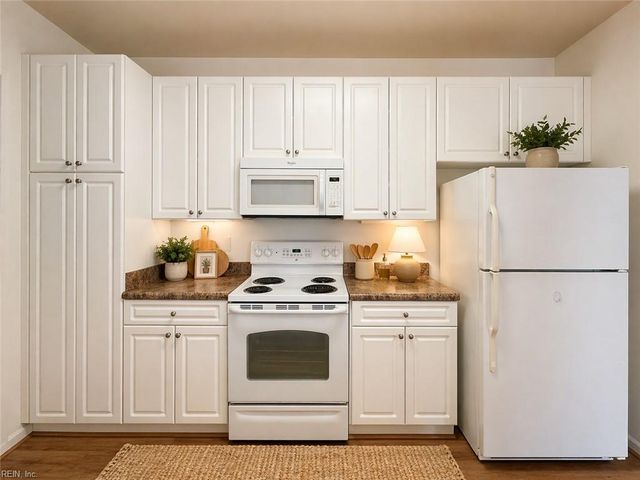 1105 Farrcroft WAY, Virginia Beach, VA 23455