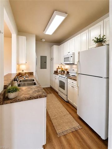 1105 Farrcroft WAY, Virginia Beach, VA 23455