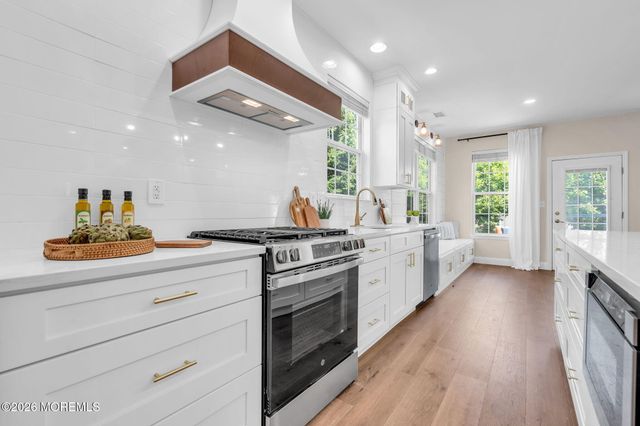 83 Huntington Drive, Jackson, NJ 08527