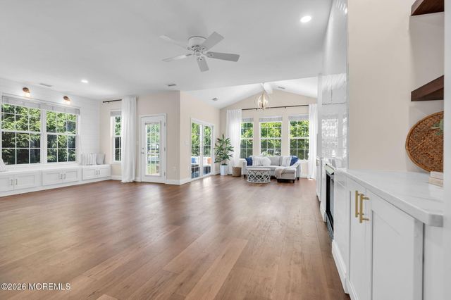 83 Huntington Drive, Jackson, NJ 08527