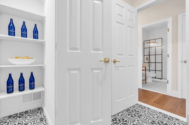 83 Huntington Drive, Jackson, NJ 08527