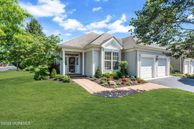 83 Huntington Drive, Jackson, NJ 08527