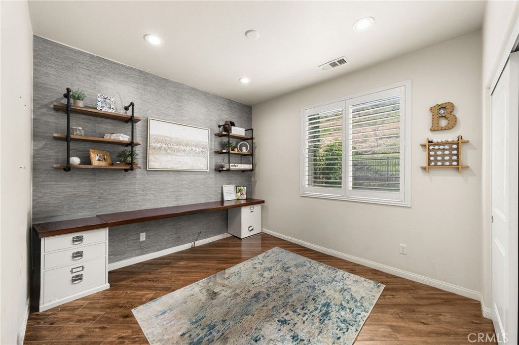 Image 25 of property listing at 35408 Oakridge Court, Lake Elsinore, CA 92532