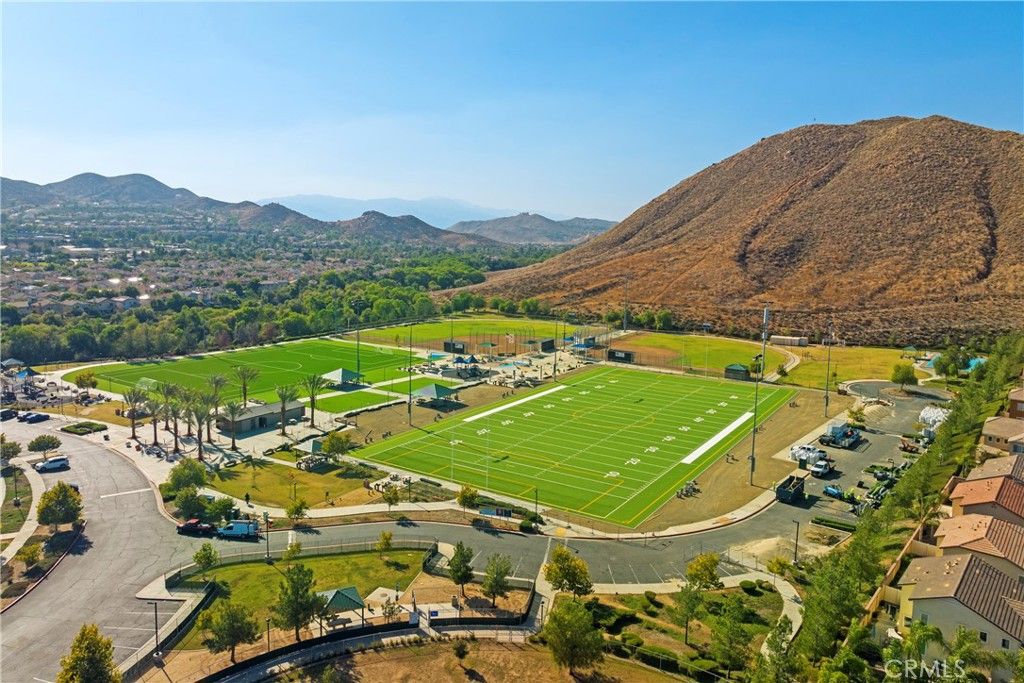 Image 73 of property listing at 35408 Oakridge Court, Lake Elsinore, CA 92532