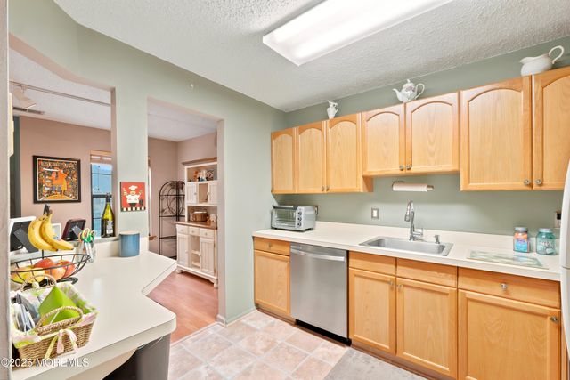 111 Violet Lane, Jackson, NJ 08527