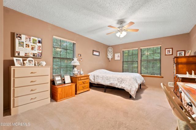 111 Violet Lane, Jackson, NJ 08527