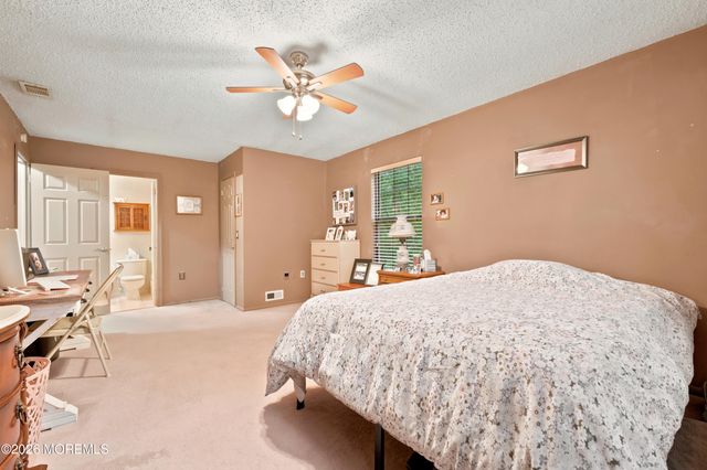 111 Violet Lane, Jackson, NJ 08527