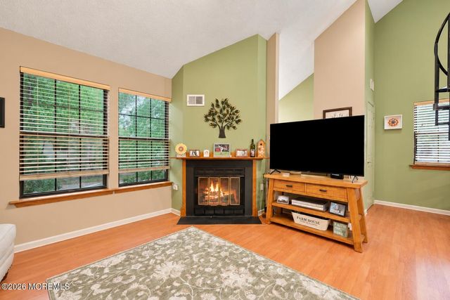 111 Violet Lane, Jackson, NJ 08527